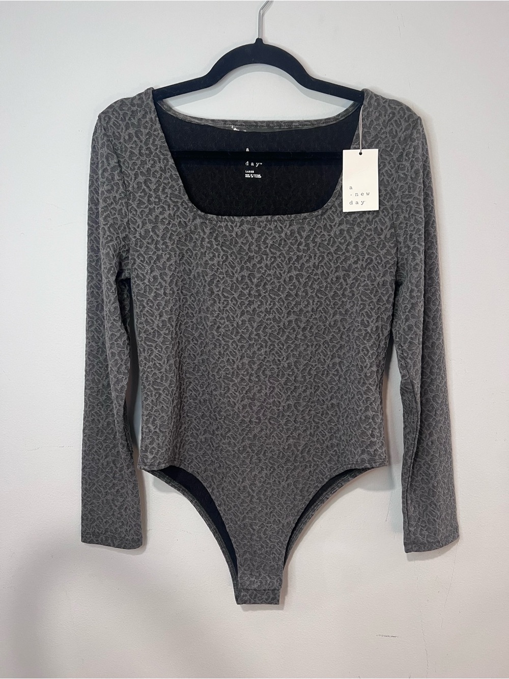 a new day Gray Long-Sleeve Square Neck Textured Bodysuit - NWT Size L